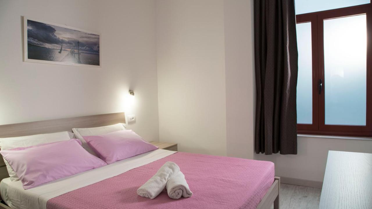 I Suoni Del Mare Apartment Porto San Giorgio Exterior photo
